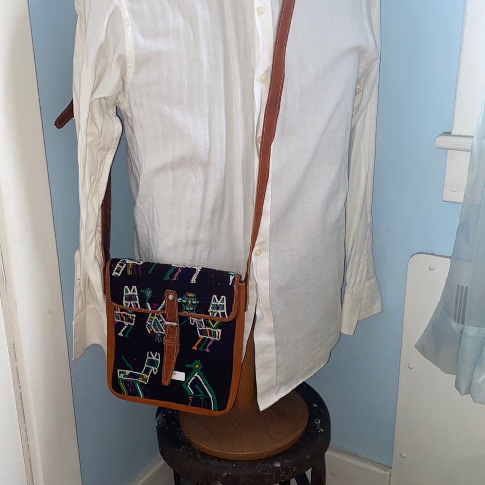 Handmade Guatemalan Woven Cotton Shoulder Bag with Suede Trim NWOT!